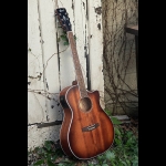 Cort akusztikus gitár elektronikával, mahagóni, natúr