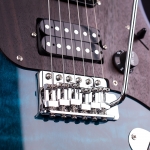 Magneto elektromos gitár, áttetsző kék